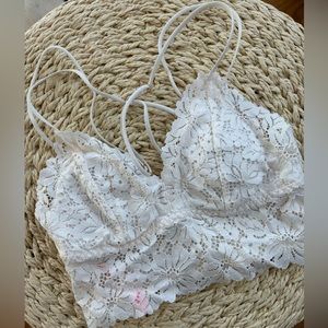 Victoria’s Secret Pink Boho Lace Croptop